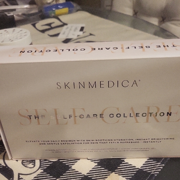 SkinMedica Self-Care Collection - Cream and Gold Kit Fab